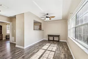 3125 31st Ave N, Saint Petersburg, FL 33713 - Photo 5