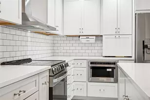 4141 Bayshore Blvd, Tampa, FL 33611 - Photo 9