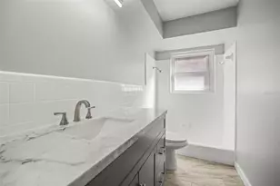 13494 Bellewood Ave, Seminole, FL 33776 - Photo 23