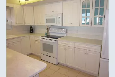 1400 Gulf Boulevard #608, Clearwater Beach, FL 33767 - Photo 3