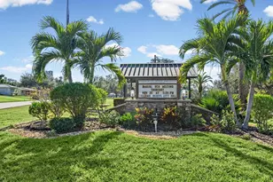 819 Jacaranda Dr, Largo, FL 33770 - Photo 45