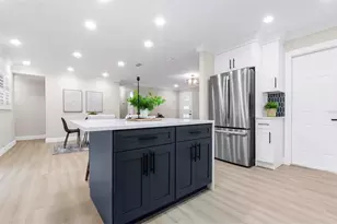 11201 Hidden Valley Dr, Tampa, FL 33618 - Photo 11