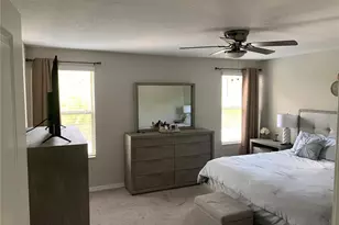 10460 Carloway Hills Dr, Wimauma, FL 33598 - Photo 7