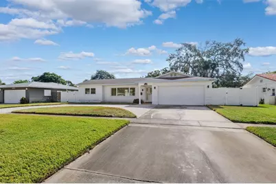 6488 30th Avenue N, Saint Petersburg, FL 33710 - Photo 3
