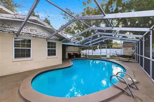 1852 W Lake Parker Dr, Lakeland, FL 33805 - Photo 3