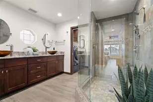 4990 Dover St NE, Saint Petersburg, FL 33703 - Photo 15