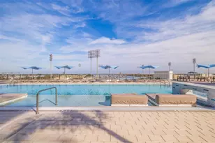 301 1st St S, Saint Petersburg, FL 33701 - Photo 11