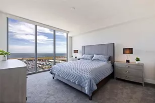 301 1st St S, Saint Petersburg, FL 33701 - Photo 9