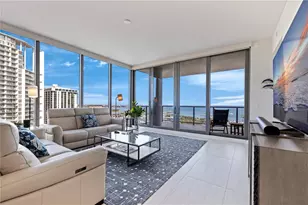 301 1st St S, Saint Petersburg, FL 33701 - Photo 5