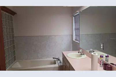 8404 Barrett Place, Tampa, FL 33617 - Photo 7