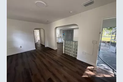 5042 5th Street, Zephyrhills, FL 33542 - Photo 13