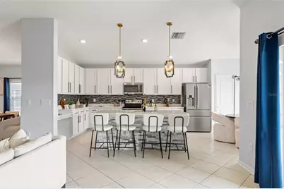 6322 Sparkling Way, Wesley Chapel, FL 33545 - Photo 11