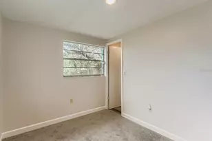 37413 Harper Dr, Zephyrhills, FL 33541 - Photo 15