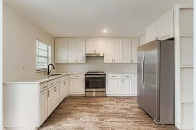 37413 Harper Drive, Zephyrhills, FL 33541 - Photo 9