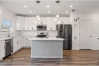 8223 Abby Brooks Circle, Wesley Chapel, FL 33545 - Photo 11