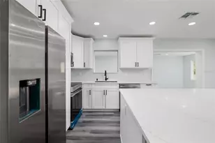 1709 W Perio St, Tampa, FL 33612 - Photo 9