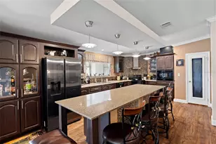 2715 9th Ave N, Saint Petersburg, FL 33713 - Photo 9