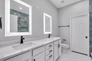 3290 Covered Bridge Dr W, Dunedin, FL 34698 - Photo 15