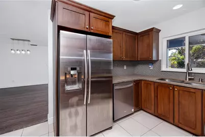 5613 35th Avenue N, Saint Petersburg, FL 33710 - Photo 9