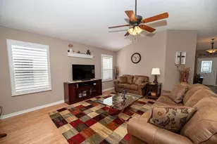 3165 Hudson Ct, The Villages, FL 32162 - Photo 5