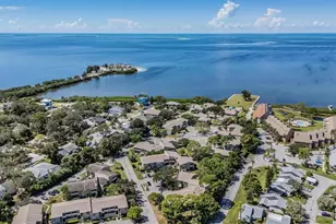 621 Windrush Bay Dr, Tarpon Springs, FL 34689 - Photo 51