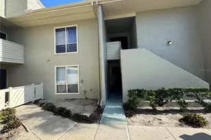 621 Windrush Bay Dr, Tarpon Springs, FL 34689 - Photo 3