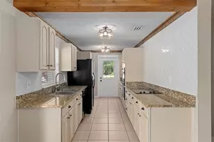 28412 Rice Rd, San Antonio, FL 33576 - Photo 11