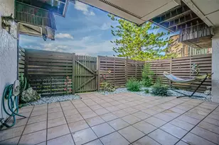 15314 E Pond Woods Dr, Tampa, FL 33618 - Photo 5