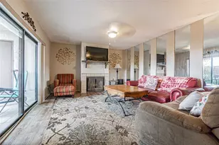 15314 E Pond Woods Dr, Tampa, FL 33618 - Photo 7