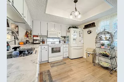 38225 Boxwood Drive #38225, Zephyrhills, FL 33542 - Photo 7