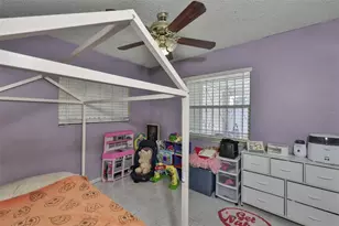 3901 N Clearfield Ave, Tampa, FL 33603 - Photo 15