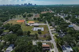 3901 N Clearfield Ave, Tampa, FL 33603 - Photo 35