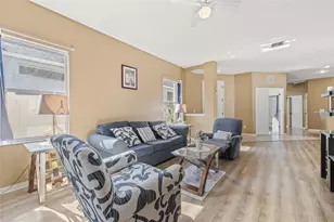 1836 Atlantic Dr, Ruskin, FL 33570 - Photo 9