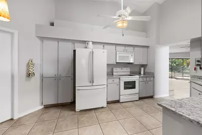 12030 Steppingstone Boulevard, Tampa, FL 33635 - Photo 11