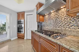 15 Somerset St, Clearwater Beach, FL 33767 - Photo 19