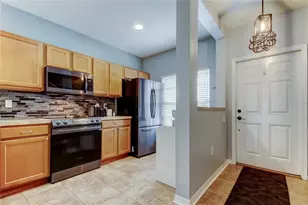 8504 Gablebend Way, Tampa, FL 33647 - Photo 9