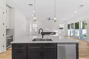 3801 71st St N, Saint Petersburg, FL 33709 - Photo 15