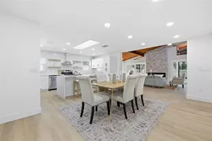 228 87th Ave NE, Saint Petersburg, FL 33702 - Photo 3