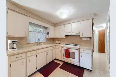 5031 Overlook Drive, New Port Richey, FL 34652 - Photo 5