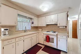 5031 Overlook Dr, New Port Richey, FL 34652 - Photo 5