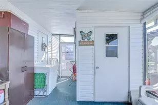 35132 Zephyr Shores Dr, Zephyrhills, FL 33541 - Photo 9