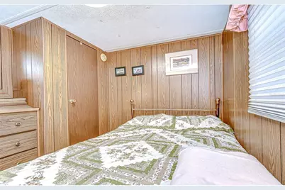 35132 Zephyr Shores Drive, Zephyrhills, FL 33541 - Photo 15