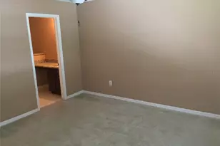 8505 Edgewater Pl Blvd, Tampa, FL 33615 - Photo 11