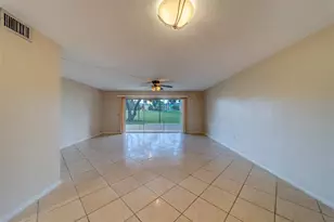69 Country Club Dr, Largo, FL 33771 - Photo 5