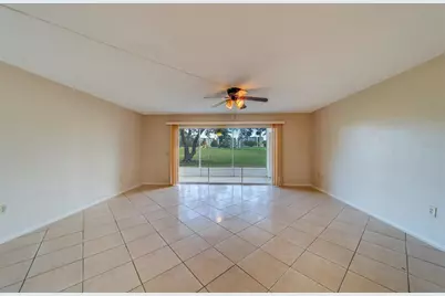 69 Country Club Drive, Largo, FL 33771 - Photo 7