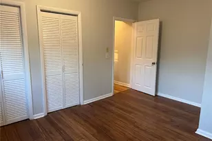 4990 80th St N, Saint Petersburg, FL 33709 - Photo 7