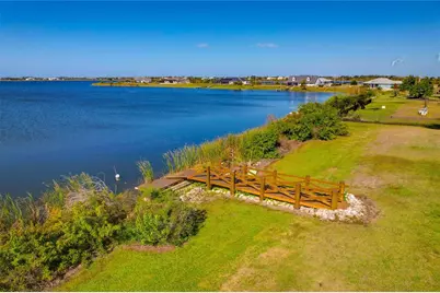 2209 Lost River Trail, Ruskin, FL 33570 - Photo 57