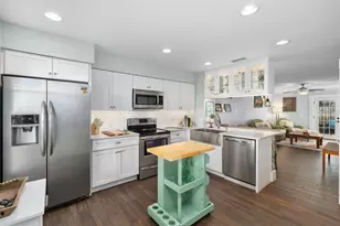 3342 W Wyoming Cir, Tampa, FL 33611 - Photo 7