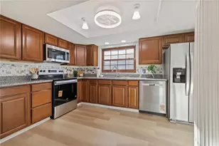 7327 Heath Dr, Port Richey, FL 34668 - Photo 9