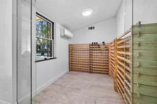 1222 Brightwaters Blvd NE, Saint Petersburg, FL 33704 - Photo 45